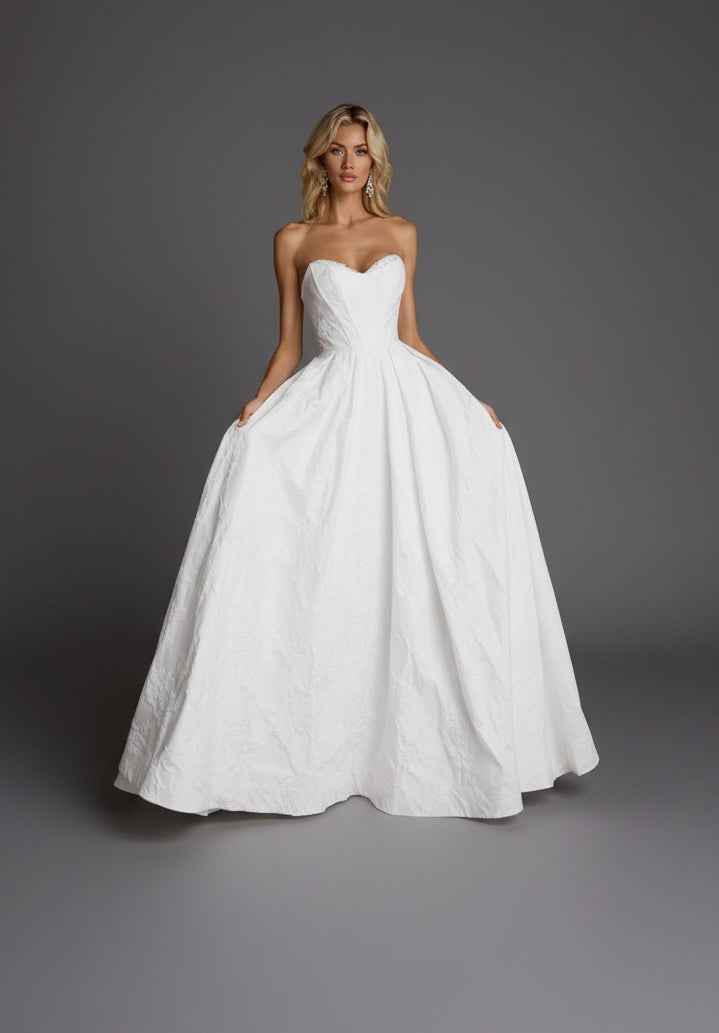 Strapless Sweetheart Floor-Length A-Line Bridal Gown